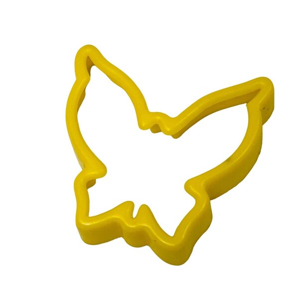 Butterfly Shaped Yellow Plastic Cookie Cutter Vintage - Picture 1 of 4